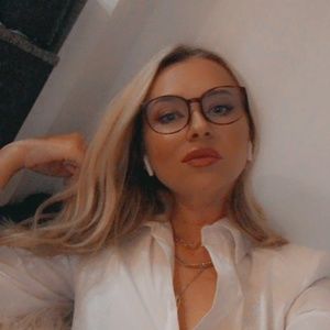 Meet your Posher, Madi